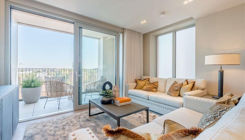2 bed property in Garrett Mansions , West End Gate, London